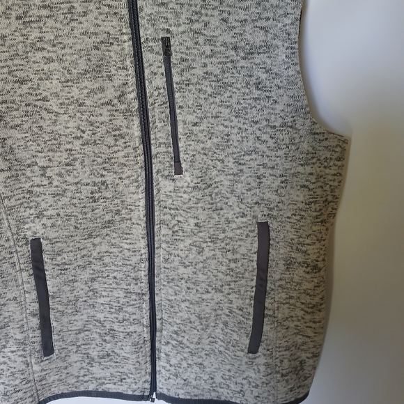 Beverly Hills Polo Club Fleece Zip Vest Size L Color Shades of Gray - Picture 4 of 8